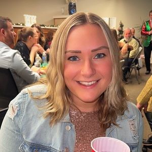 Meet your Posher, Kimberly